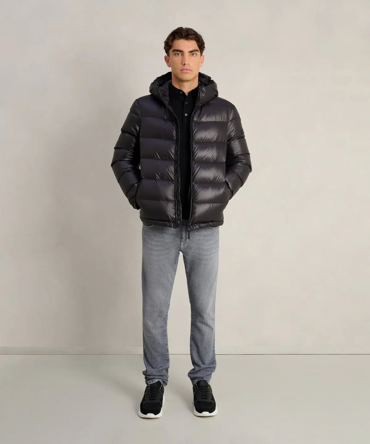 Luxe korte heren donsjas van ultralicht glanzend nylon - Zwart