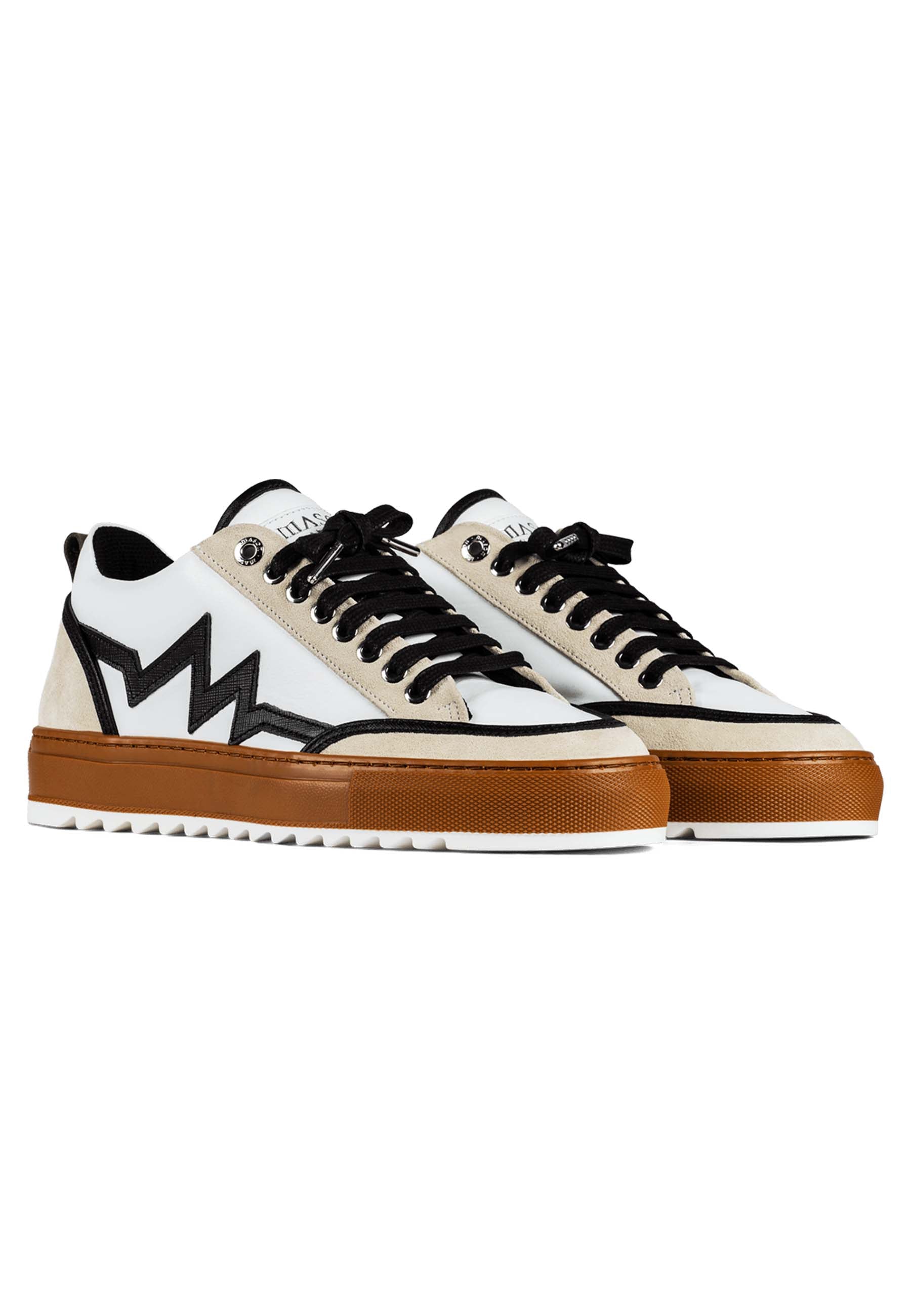 TIA - Maat 40 - 41 - 42 - 44